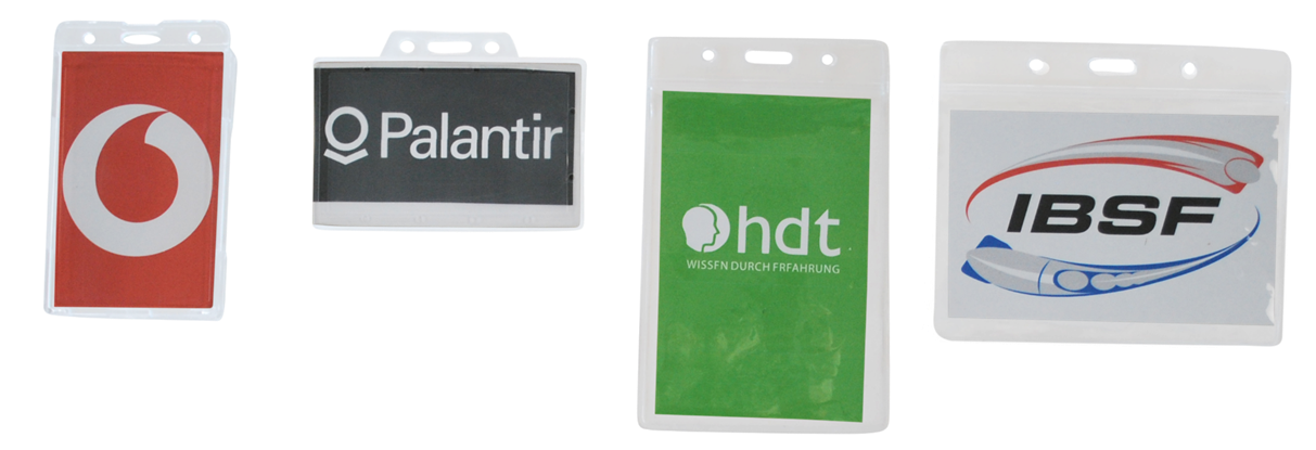 Vier Namensschilder mit Logos von Vodafone, Palantir, hdt und IBSF auf weißem Hintergrund.